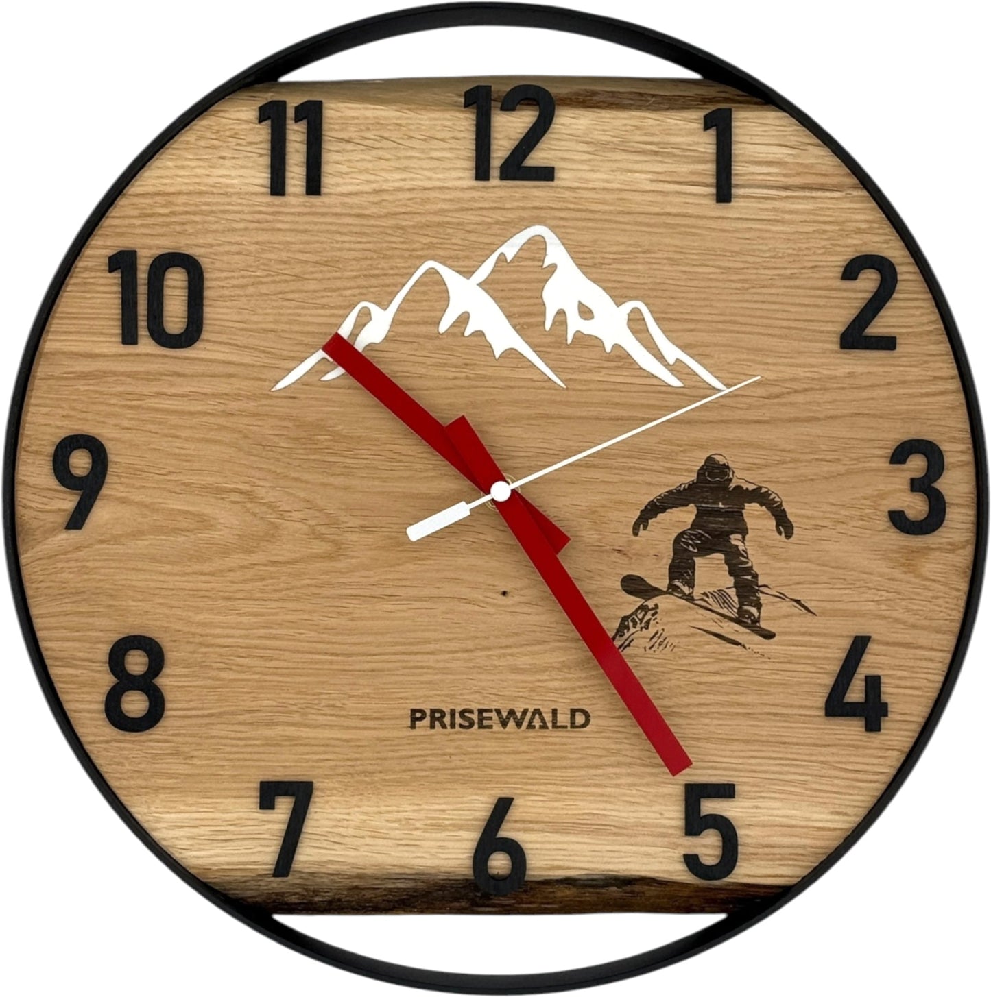 Runde Wanduhr aus Eichenholz, 35 cm, schwarzer Rahmen, arabische Ziffern, weisses Epoxidharz, schneebedeckte Berge, Snowboarder