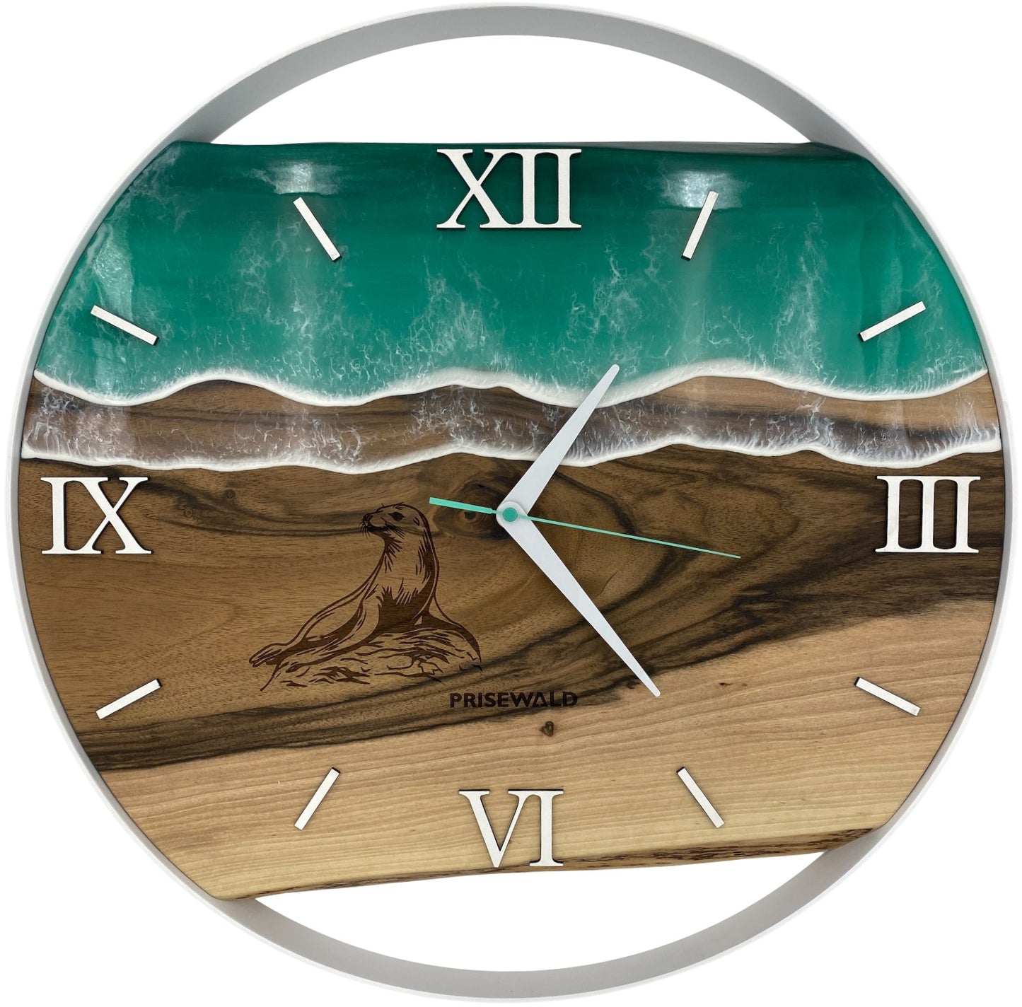 Runde Wanduhr aus Walnussholz, 50 cm, weisser Rahmen, römische Ziffern, türkises Epoxidharz, Seehund