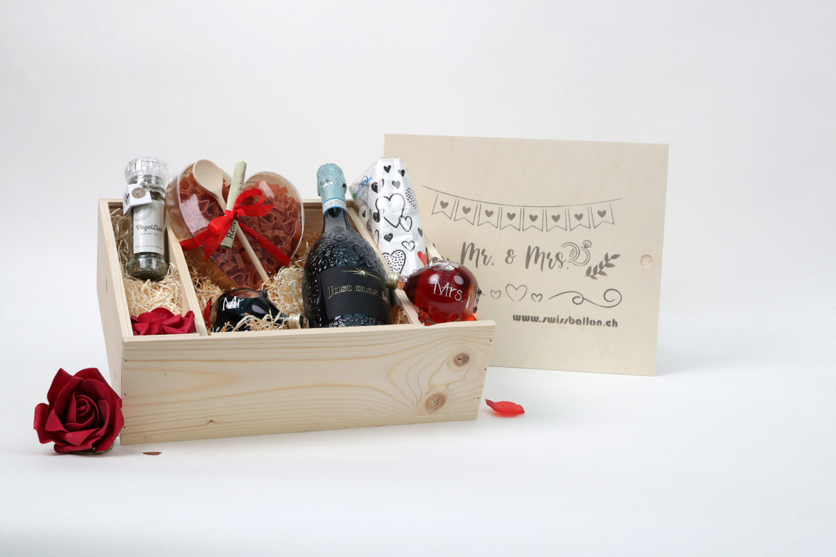 Geschenkbox Mr. & Mrs. / Hochzeit