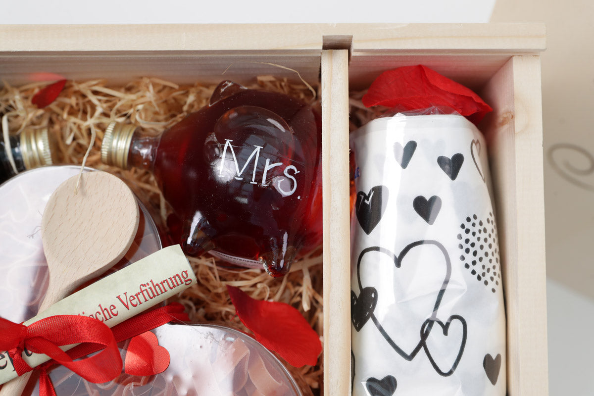 Geschenkbox Mr. & Mrs. / Hochzeit